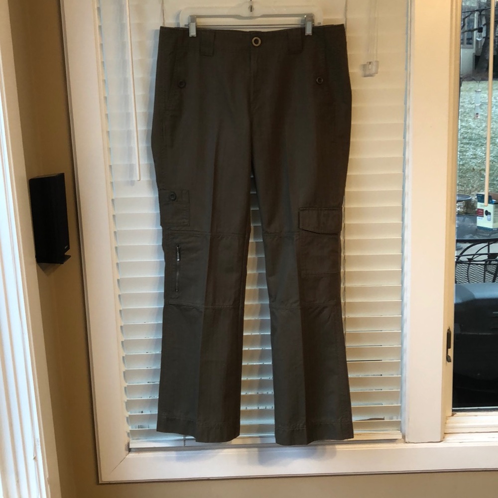 Eddie Bauer olive green cargo pants